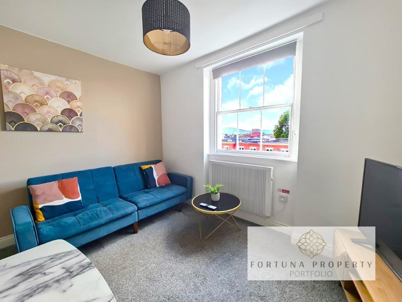 Margaret'S Loft By Fortuna Property Cheltenham Extérieur photo