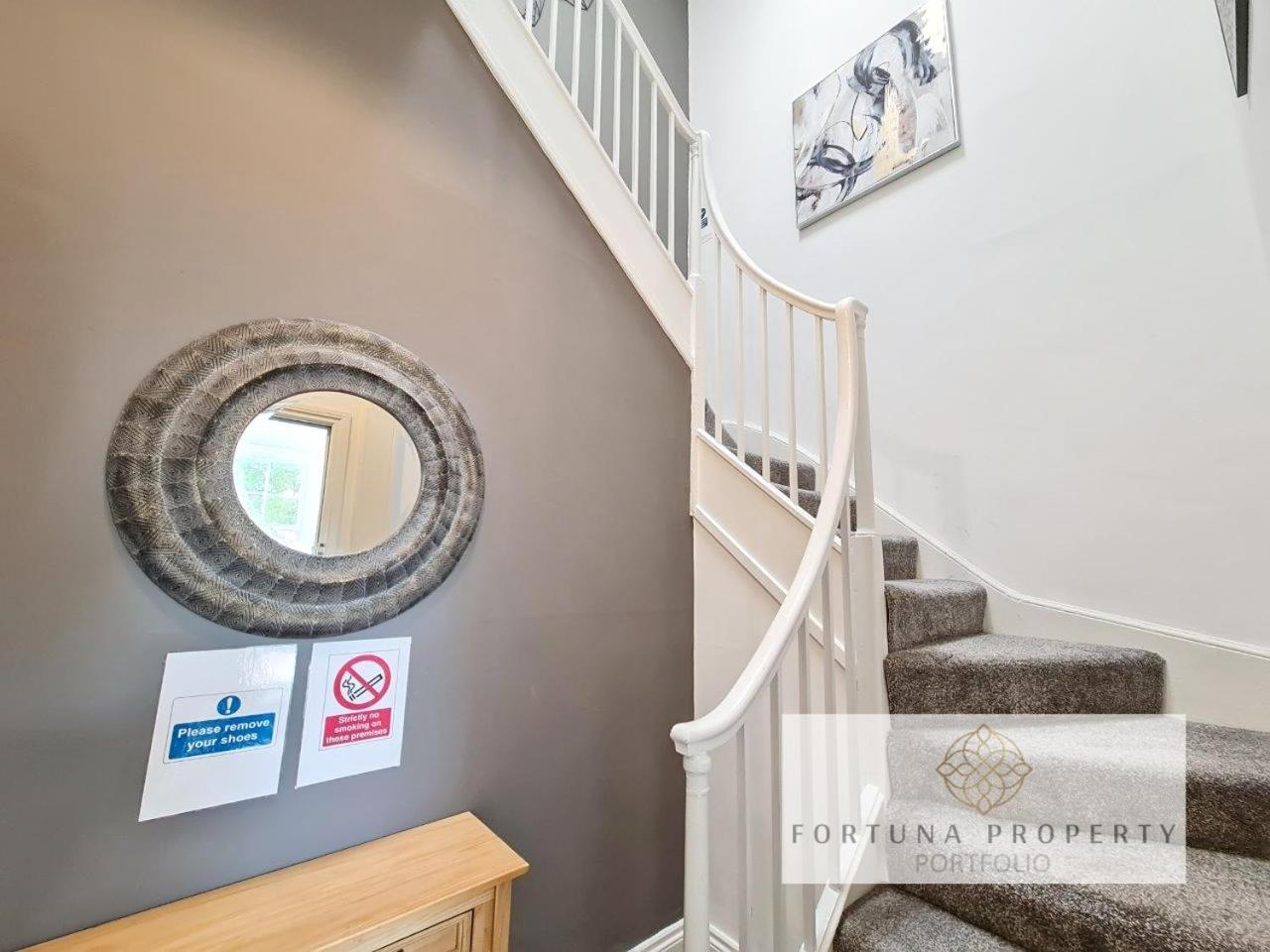 Margaret'S Loft By Fortuna Property Cheltenham Extérieur photo